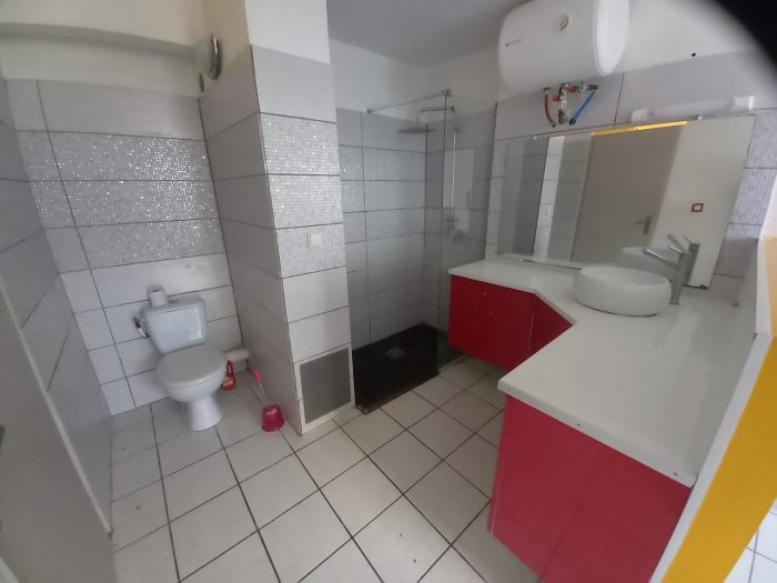 Appartement à vendre, 2 pièces - Fort-de-France 97200