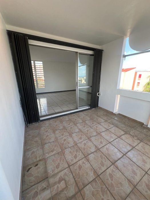 Appartement à vendre, 4 pièces - Fort-de-France 97200