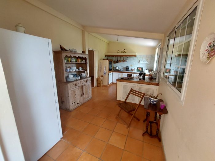 Villa à vendre, 12 pièces - Fort-de-France 97200