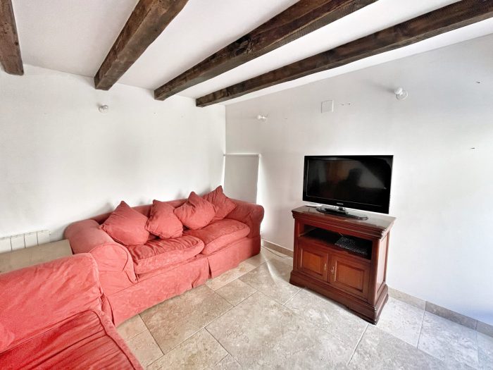 Detached house for sale, 3 rooms - Prévessin-Moëns 01280