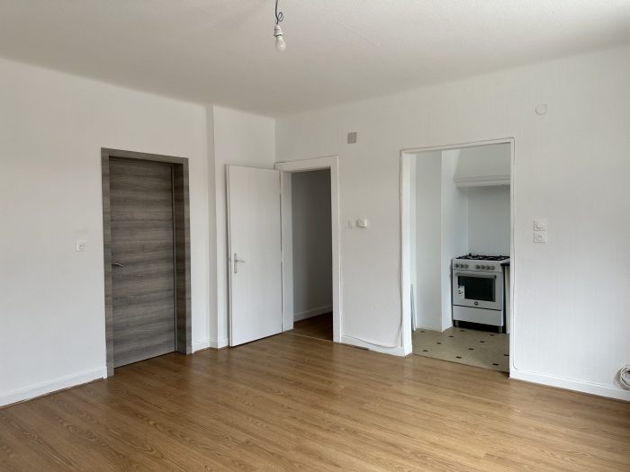Apartment for rent, 4 rooms - Uckange 57270