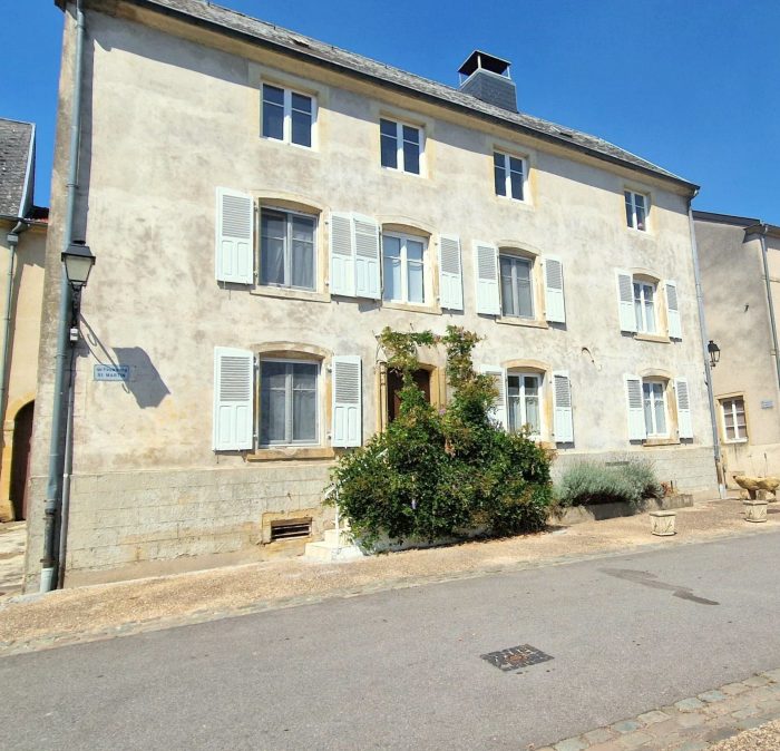 Old house for sale, 8 rooms - Cattenom 57570