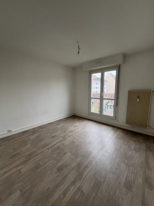 Appartement à louer, 3 pièces - Strasbourg 67000
