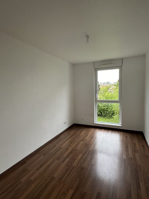 Appartement à louer, 4 pièces - Eckbolsheim 67201