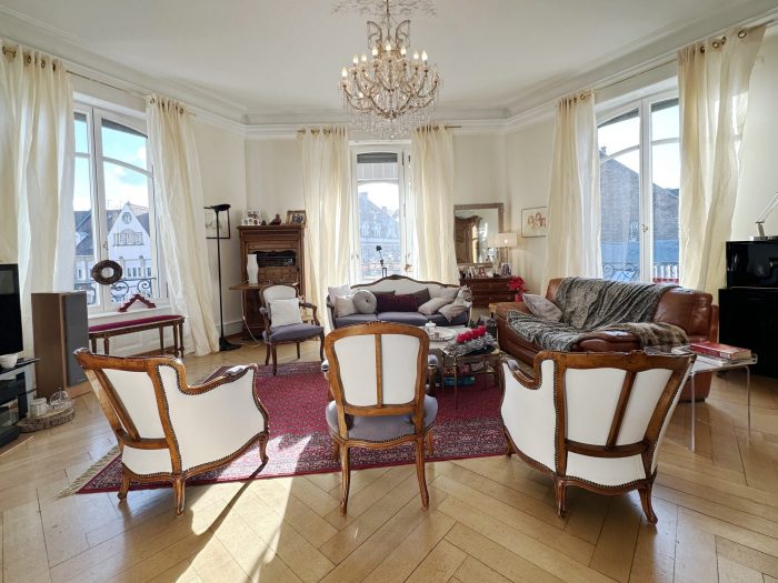 Appartement à vendre, 7 pièces - Strasbourg 67000