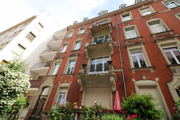 Appartement 6 Pièces - Bel Immeuble 1902