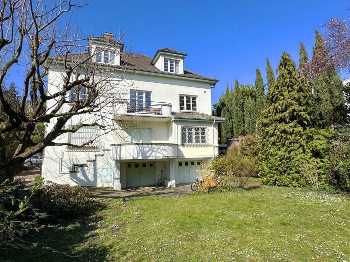 Villa à vendre, 15 pièces - Strasbourg 67000
