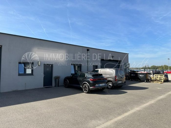 Local commercial à louer, 189 m² - Schlierbach 68440