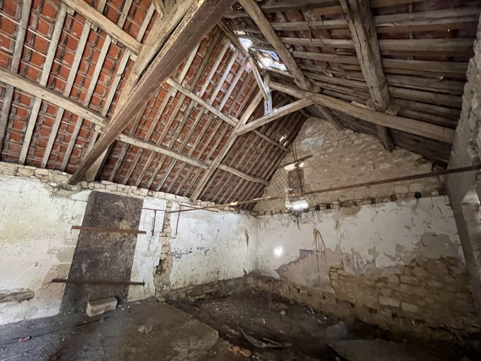 Maison ancienne à vendre, 2 pièces - Soissons 02200