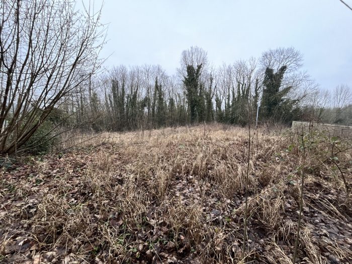 Terrain constructible à vendre, 12 a 40 ca - Fismes 51170