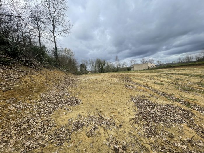 Terrain constructible à vendre, 15 a 10 ca - Soissons 02200