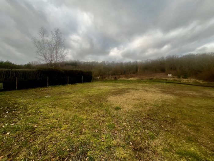 Terrain constructible à vendre, 05 a 74 ca - Soissons 02200