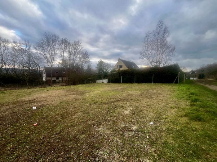 Terrain constructible à vendre, 05 a 74 ca - Soissons 02200