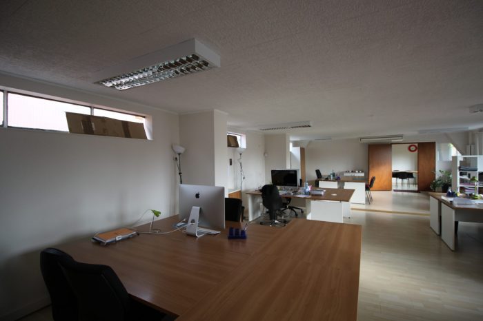 Local professionnel à louer, 143 m² - Wolfisheim 67202