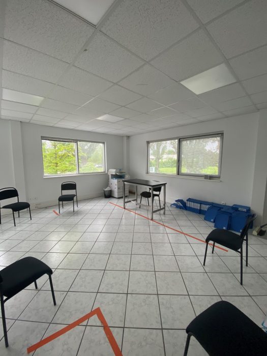 Local professionnel à louer, 100 m² - Hangenbieten 67980