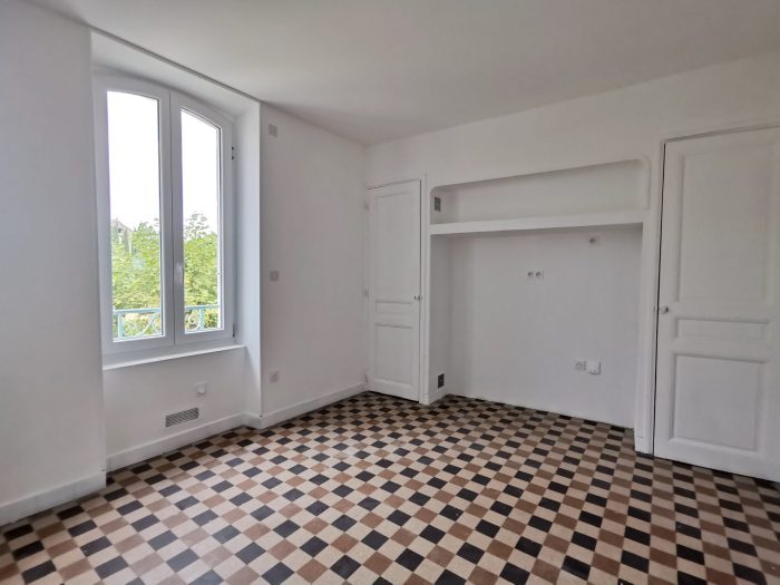 Appartement à vendre, 4 pièces - Bagnols-sur-Cèze 30200