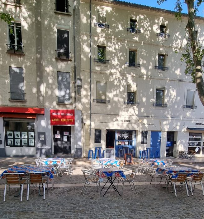 Restaurant, bar à vendre, 53 m² 30 places - Avignon 84000