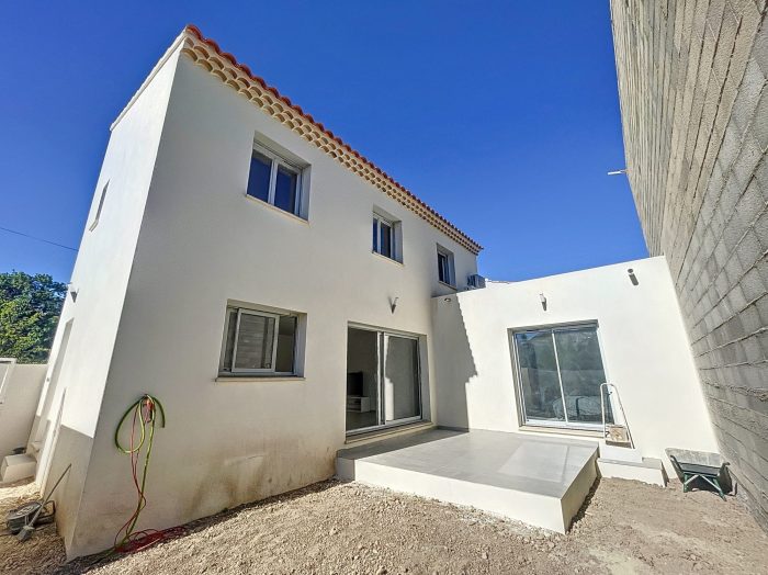 Maison à vendre, 5 pièces - Avignon 84140