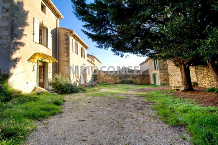 Maison ancienne à vendre, 5 pièces - Pujaut 30131