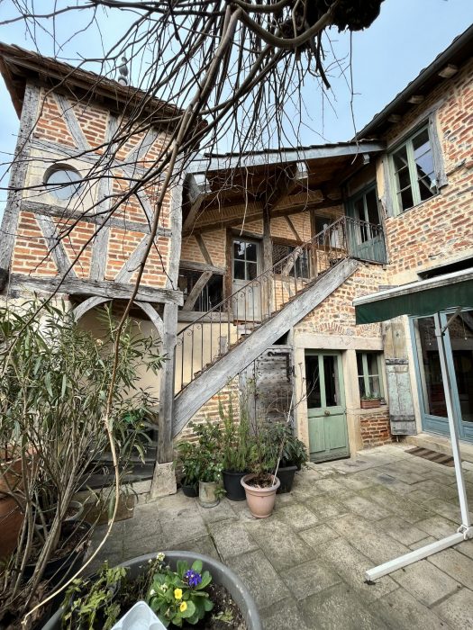 Maison ancienne à vendre, 6 pièces - Cuisery 71290