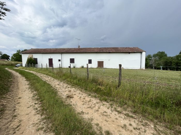 Ferme à vendre, 4 pièces - Huilly-sur-Seille 71290