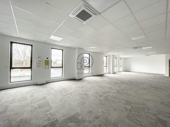 Photo LONDON PARK LILLE : 234 m2 de bureaux neufs disponibles immédiatement image 5/6
