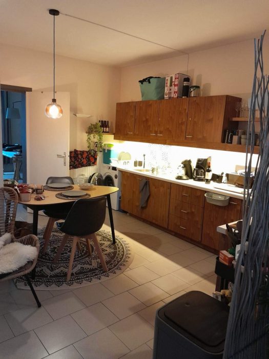 Appartement à louer, 4 pièces - Ransart 6043