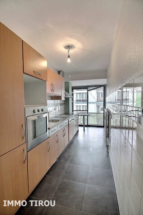 Appartement à louer, 6 pièces 