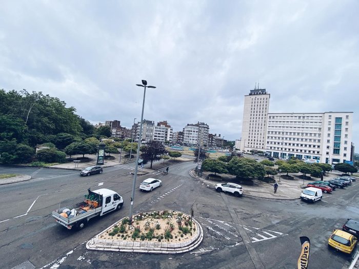 Studio à louer, 14 pièces - Charleroi 6000