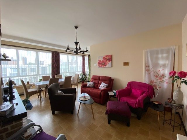 Appartement à louer, 5 pièces - Gilly 6060