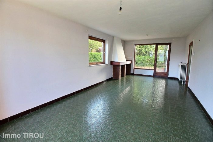 Appartement à louer, 5 pièces - Mont-Sur-Marchienne 6032