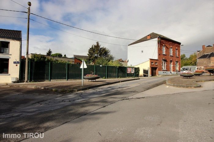 Maison bourgeoise à vendre, 10 pièces - jumet 6040