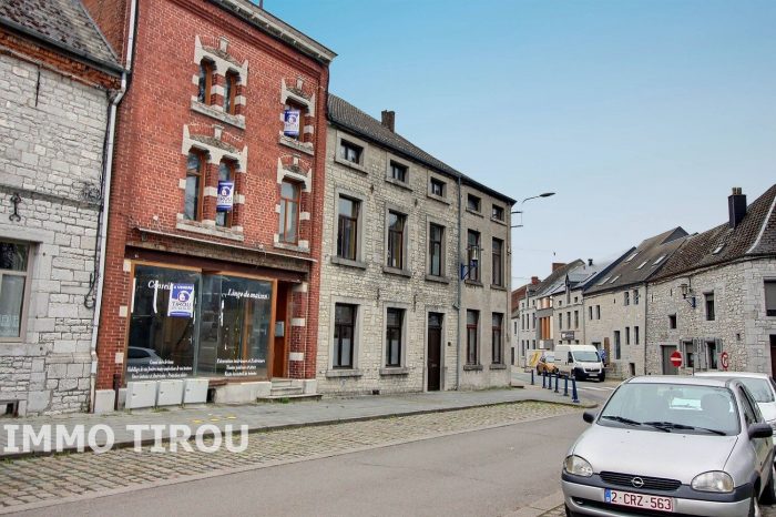 Local commercial à vendre, 435 m² - Mariembourg 5660