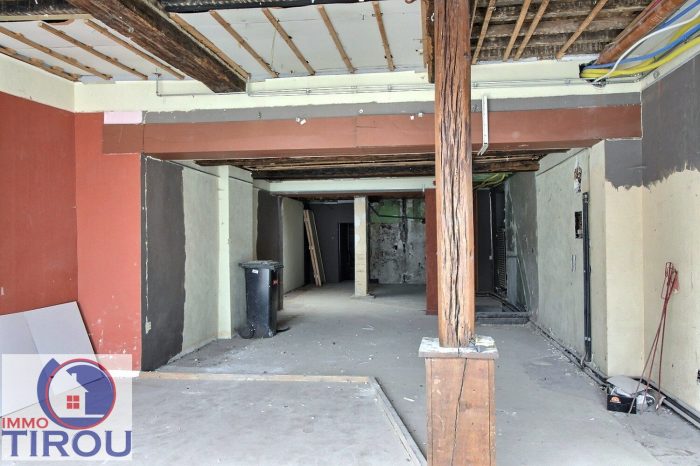 Local commercial à vendre, 435 m² - Mariembourg 5660