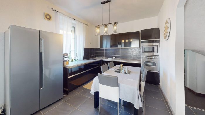 Maison mitoyenne 1 côté à vendre, 6 pièces - Ronchamp 70250