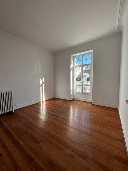 Appartement à louer, 4 pièces - Pau 64000