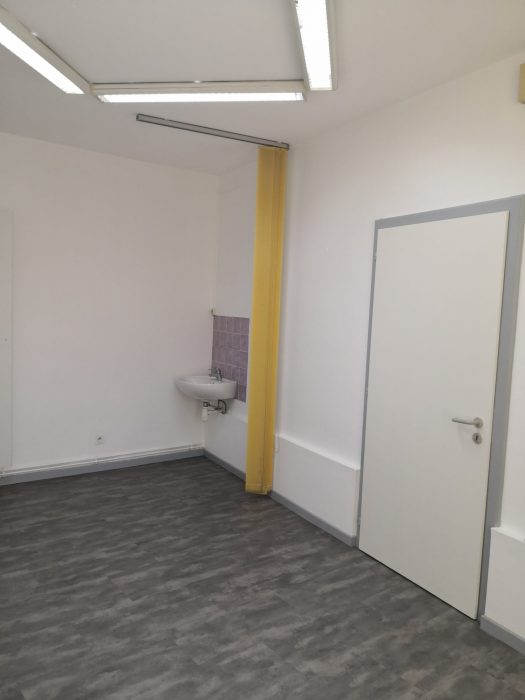 Local professionnel à louer, 22 m² - Mundolsheim 67450