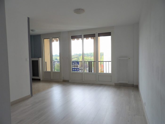 Appartement à vendre, 3 pièces - Joué-lès-Tours 37300