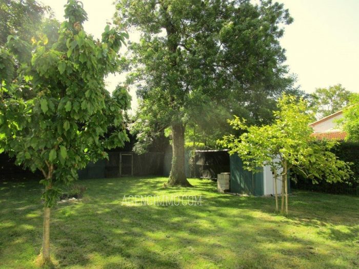 Maison plain-pied à vendre, 4 pièces - Saint-Sulpice-de-Royan 17200