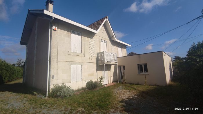 Maison ancienne à vendre, 7 pièces - Saint-Sulpice-et-Cameyrac 33450