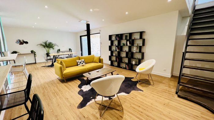 Immobilier pro à vendre, 216 m² - Bordeaux 33000
