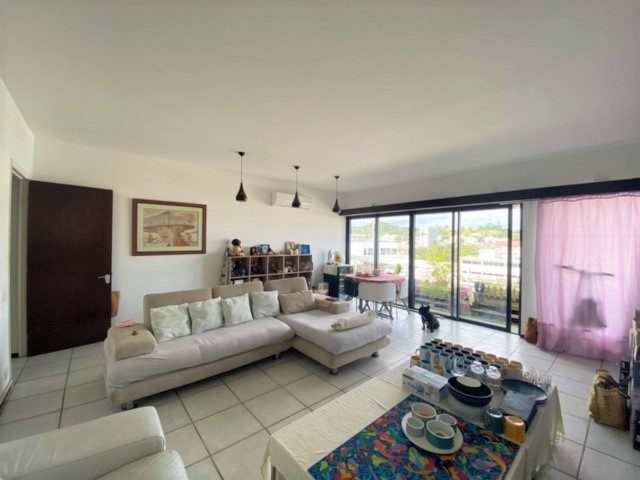 Appartement à louer, 3 pièces - Nouméa 98800