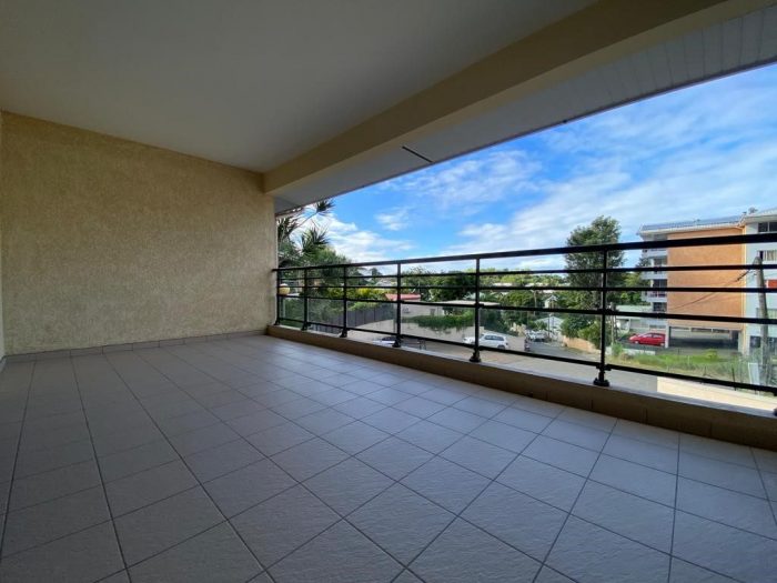 Appartement à louer, 2 pièces - Nouméa 98800