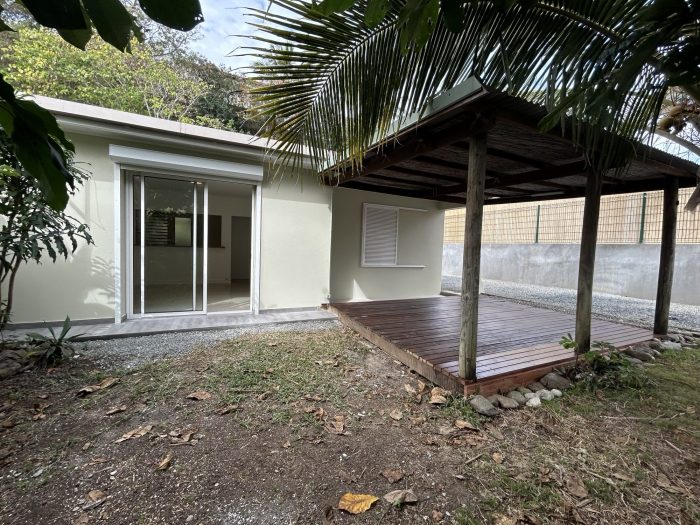 Villa à louer, 3 pièces - Nouméa 98800