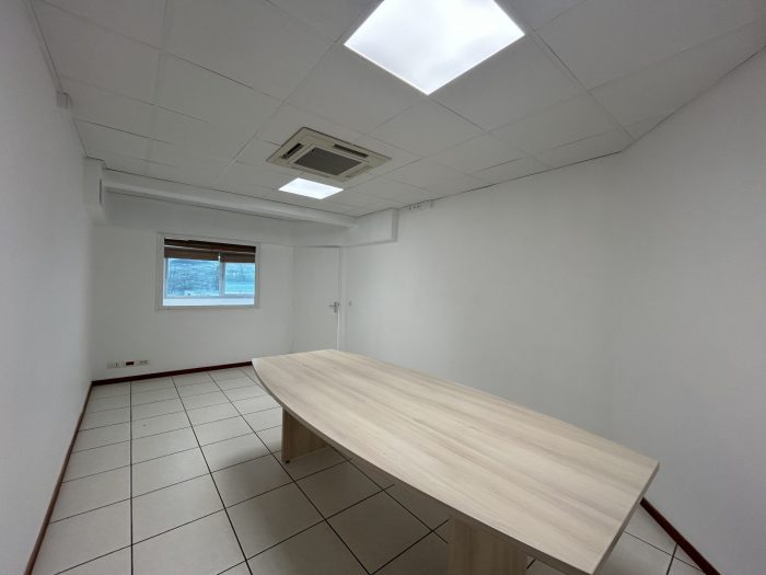 Bureau à louer, 70 m² - Nouméa 98800