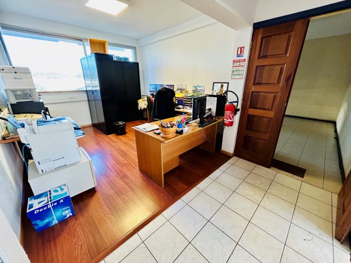 Bureau à louer, 300 m² - Nouméa 98800