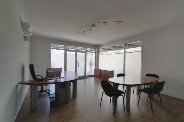 Bureau à vendre, 120 m² 