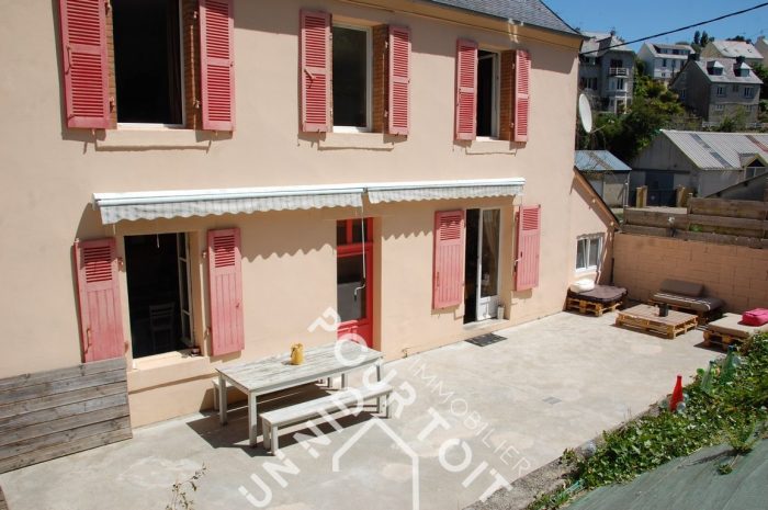 Maison ancienne à vendre, 5 pièces - Plourin-lès-Morlaix 29600