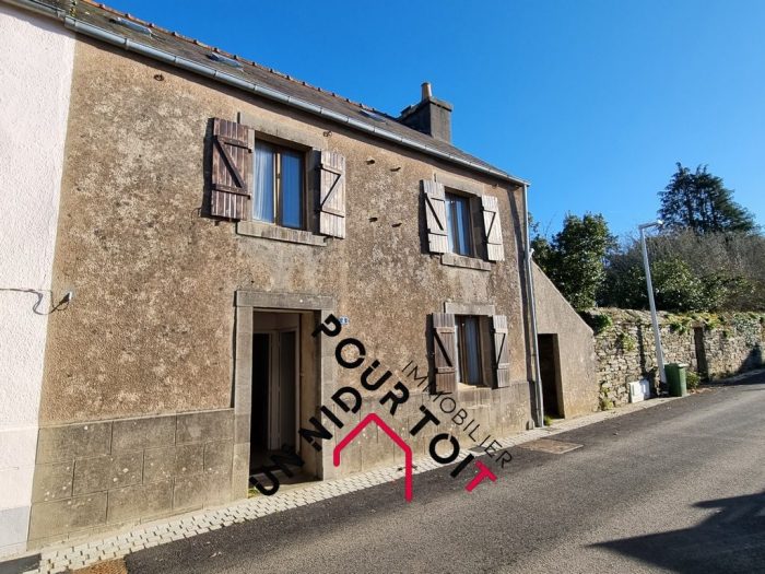 Maison ancienne à vendre, 3 pièces - Hanvec 29460