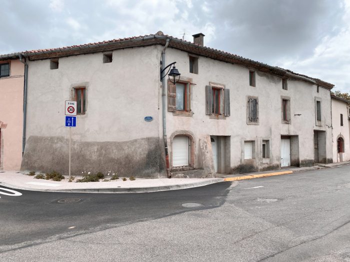 Maison mitoyenne 1 côté à vendre, 8 pièces - Castelnaudary 11400